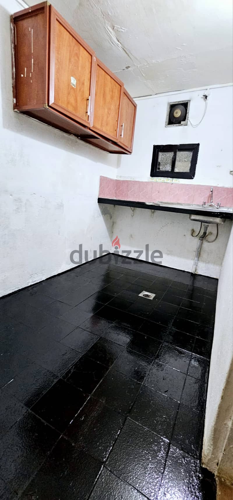 Bed Space for sharing with Separate Kitchen & Bathroom 6