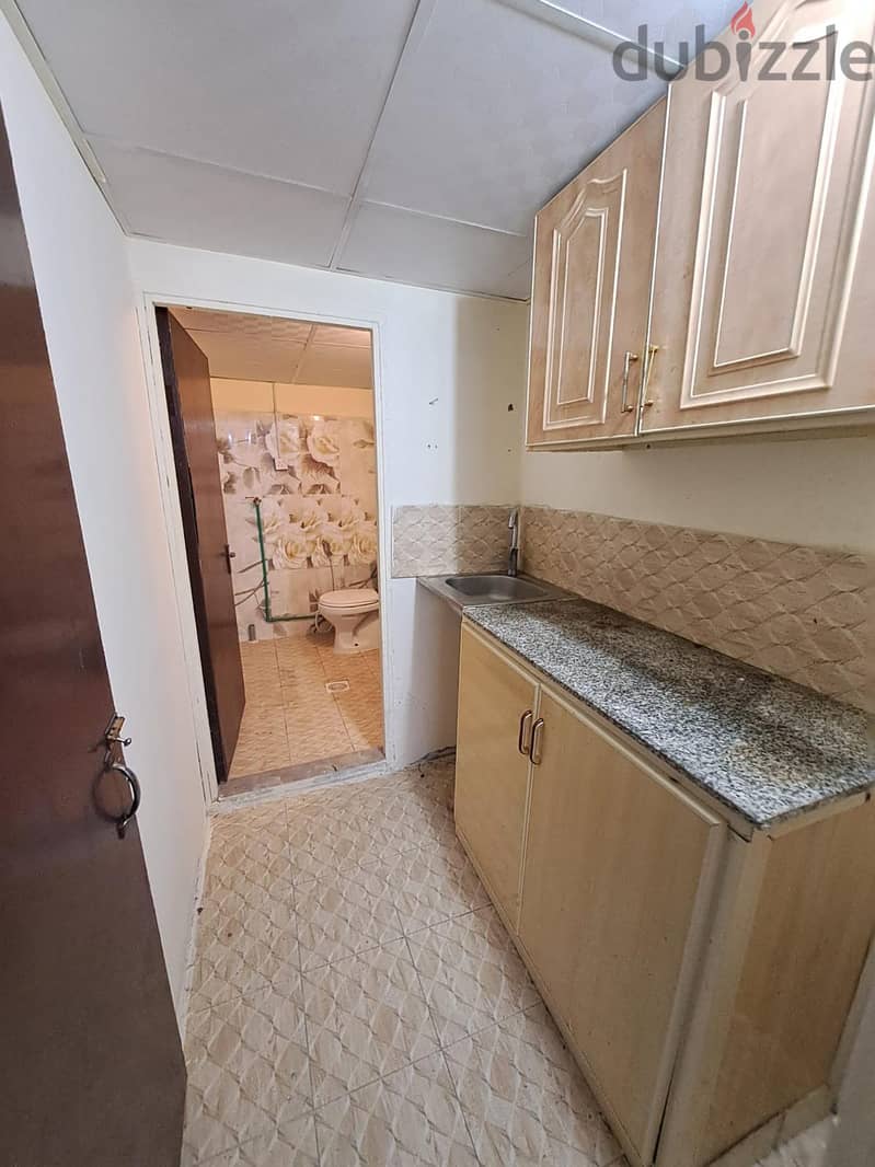 Rent Studio apartment 4