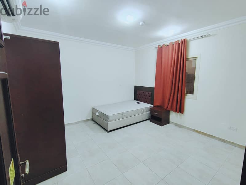 Executive bachelors rooms for rent 15