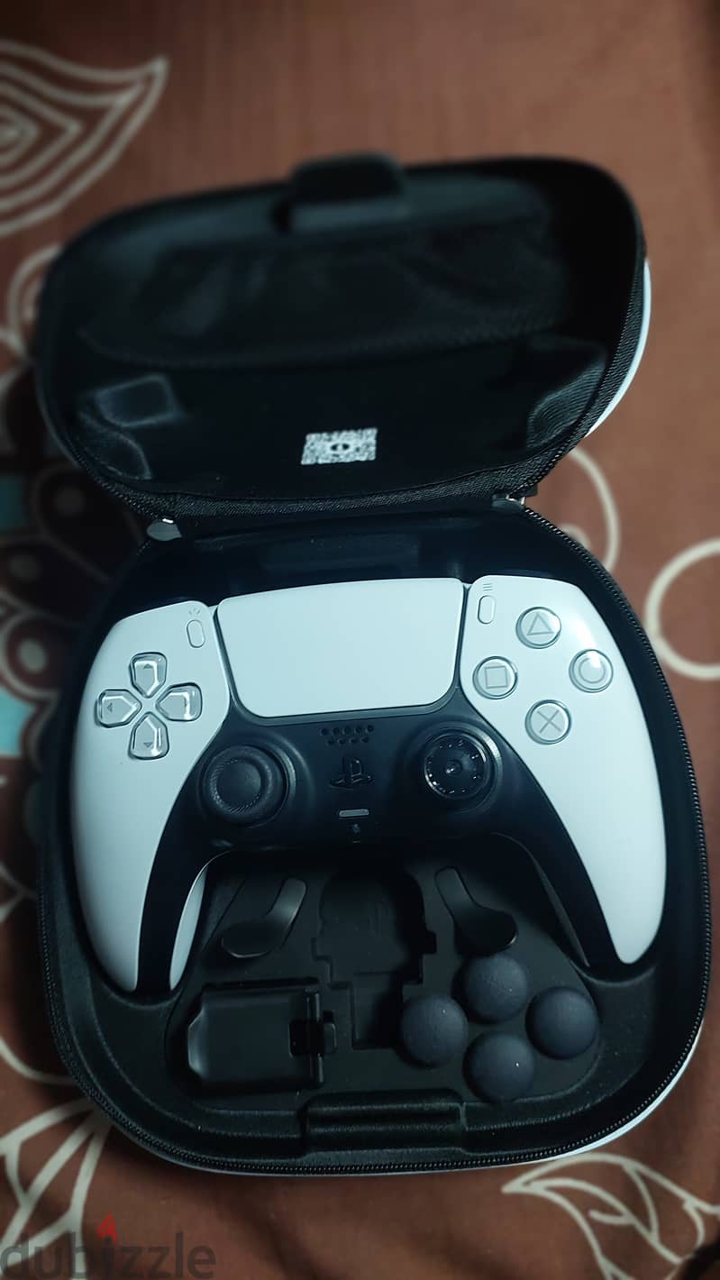 Sony PlayStation 5 DualSense  Wireless Controller 1