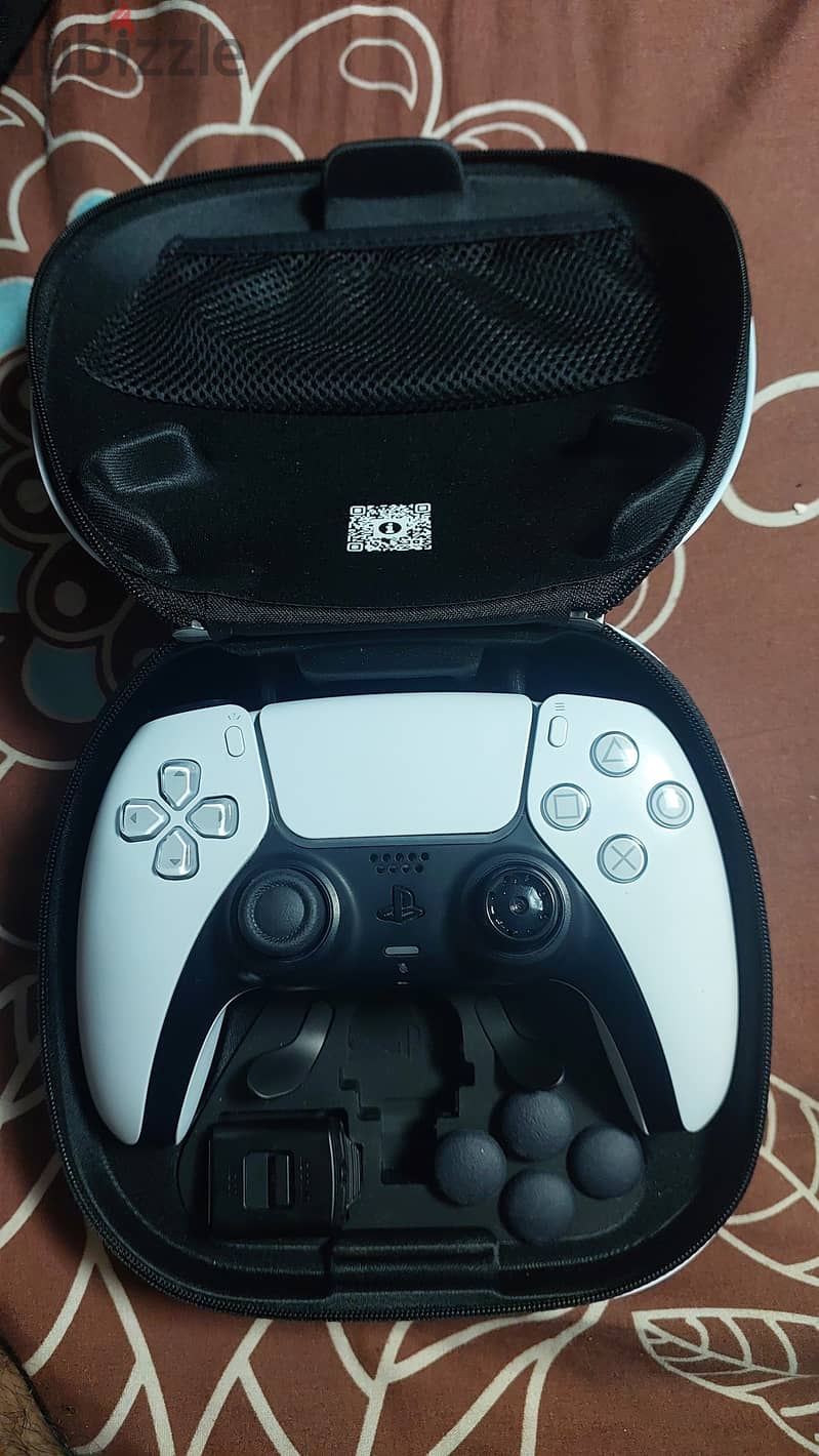 Sony PlayStation 5 DualSense  Wireless Controller 2