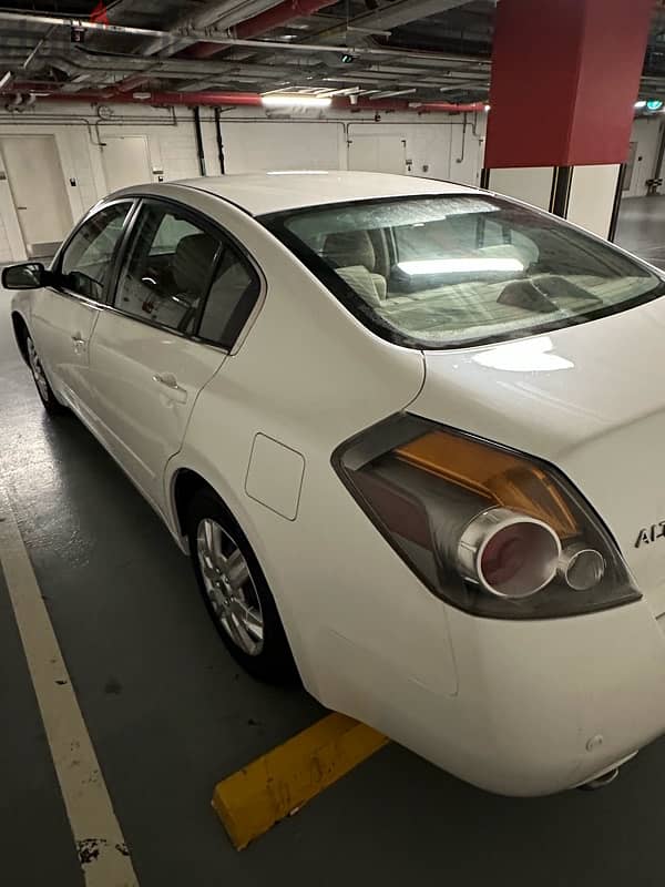 Urgent Sale, Nissan Altima 2012 5