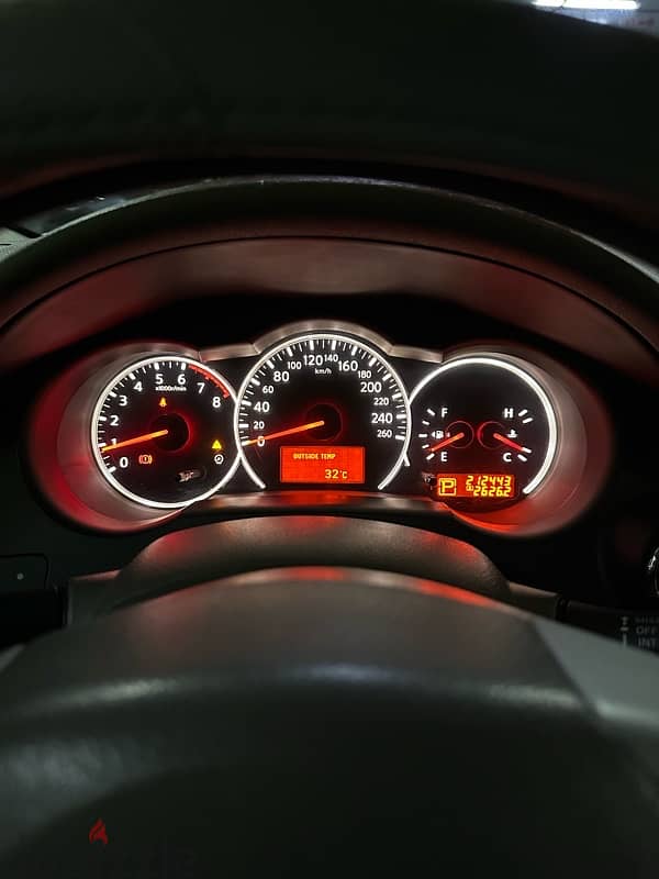 Urgent Sale, Nissan Altima 2012 4