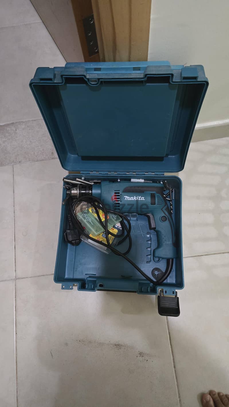 Makita  electric drill 1