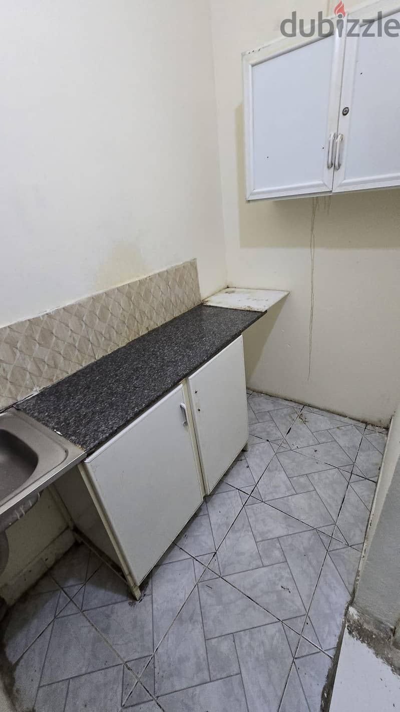family or single Studio Apartment Rent 2