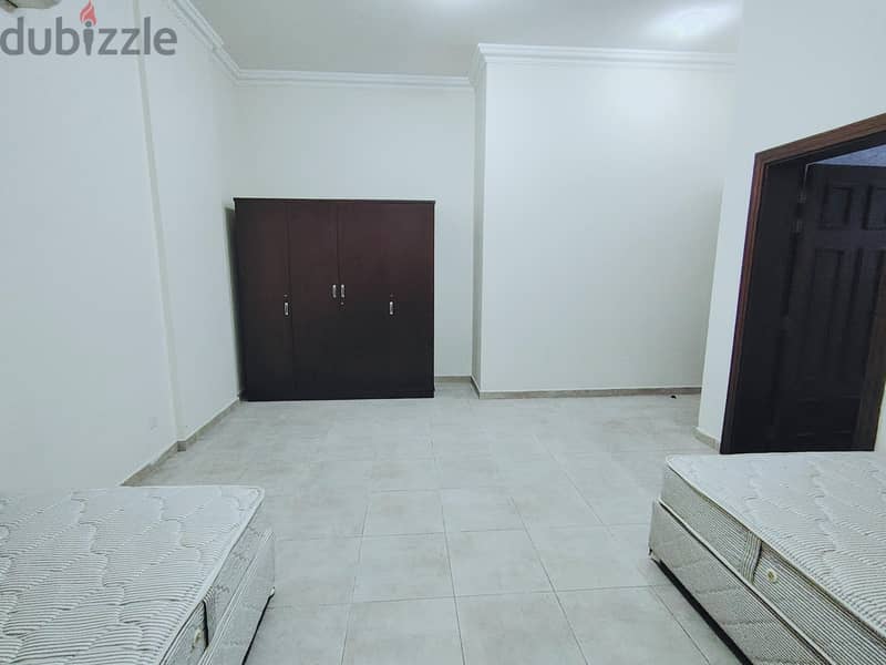Executive bachelors rooms for rent 3
