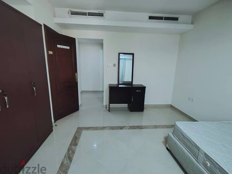 Executive bachelors rooms for rent 15