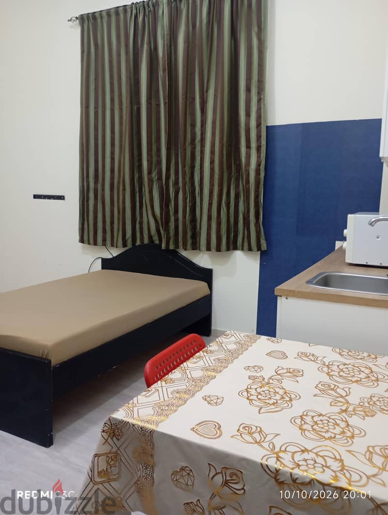 Al Duhail area near LandMark Mall - Studio for rent 7