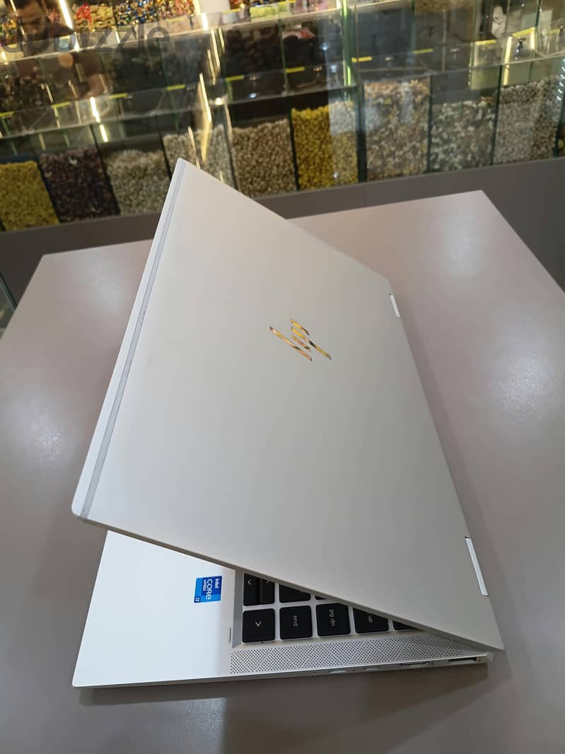 Hp EliteBook 1040 G8 Core i7 11th generation 5