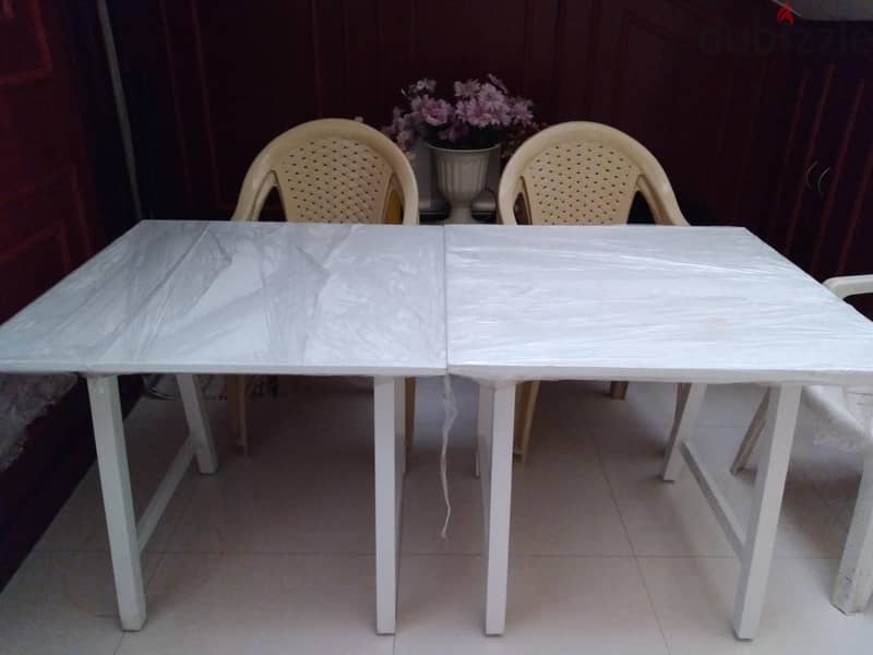 2 Wooden tables New 1