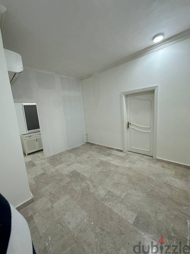 1 Bhk available in umm salal ali 2