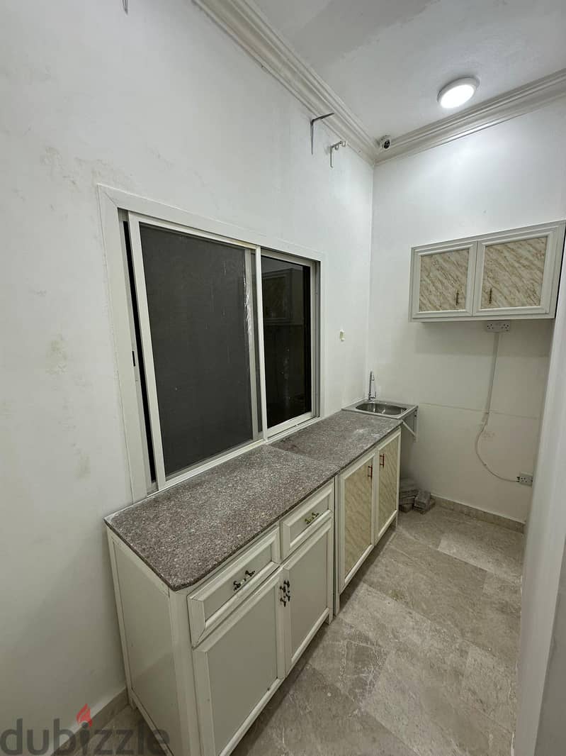 1 Bhk available in umm salal ali 3