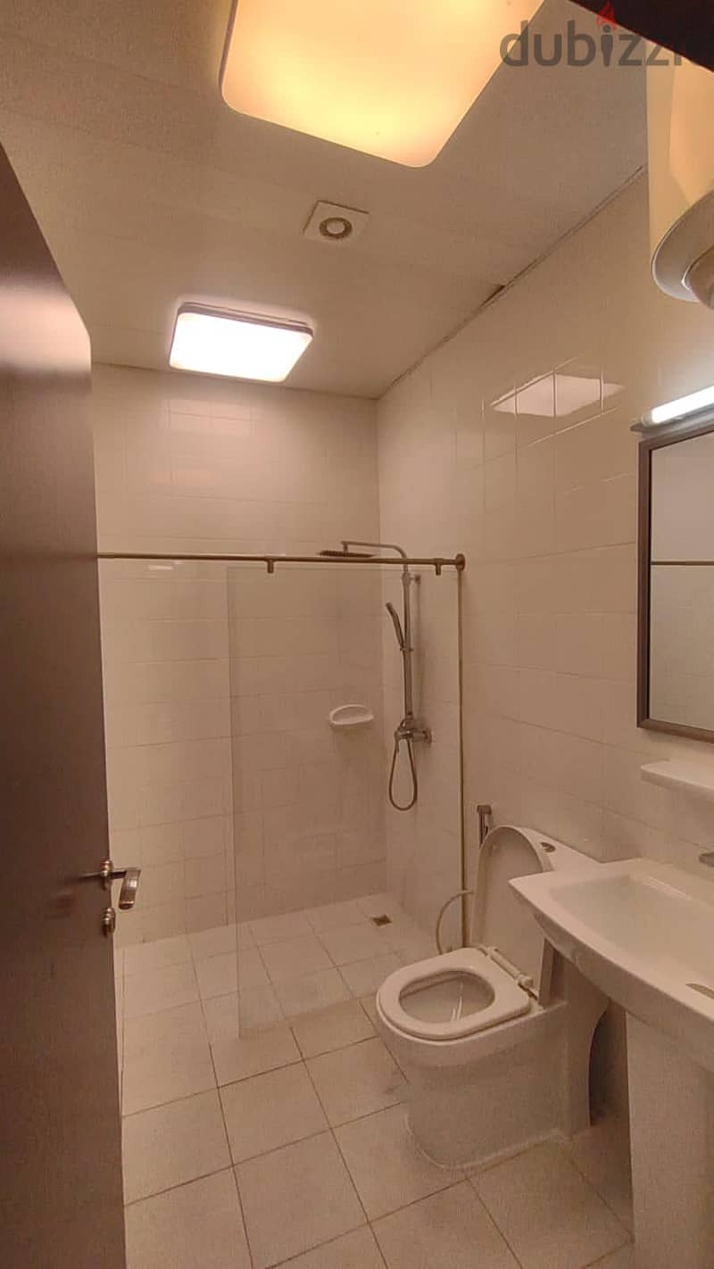 bed space available for male and female 2