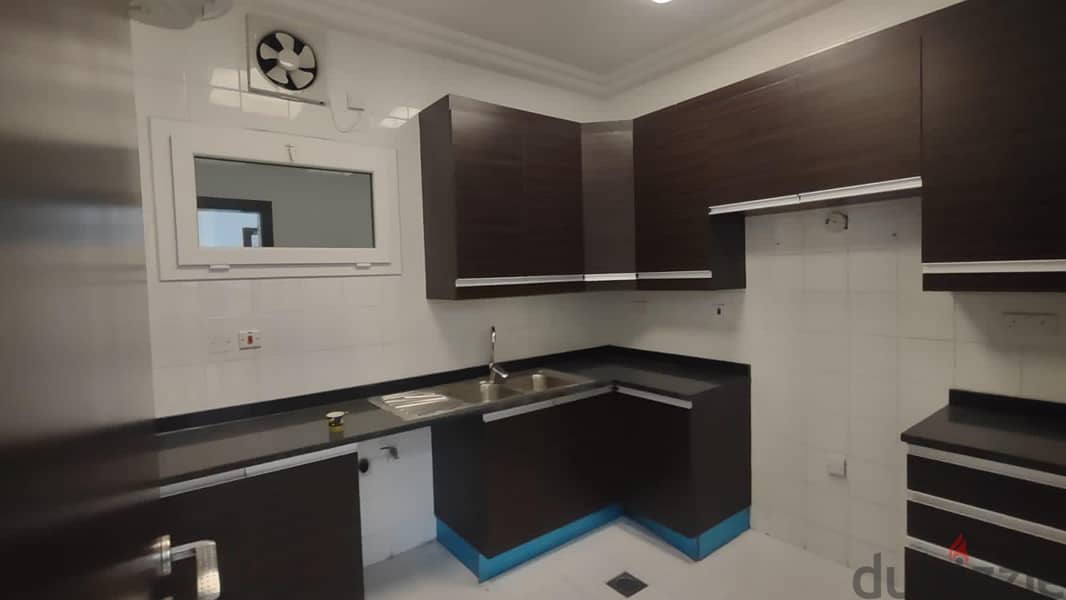 bed space available for male and female 3