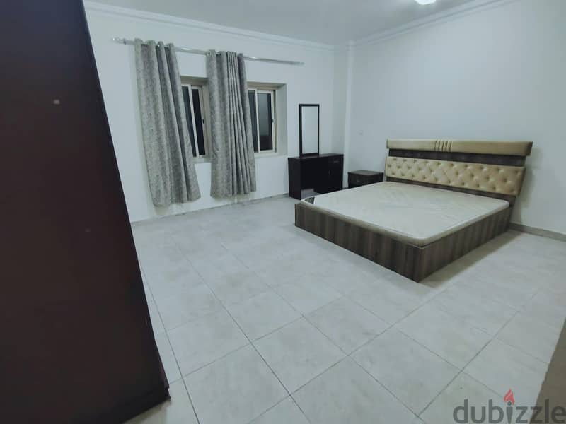 Executive bachelors rooms for rent 14