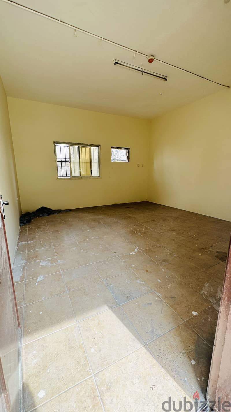13 Room For Rent (size 6x4) 5