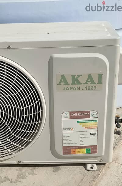 Urgent sale Akai Aircon 6-star with good condition