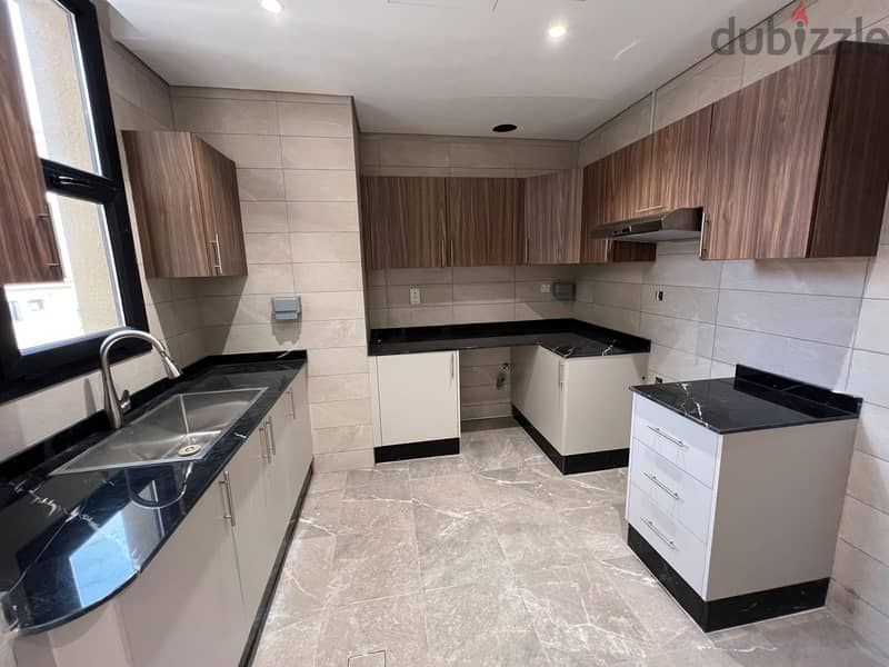 Apartments for rent in Al Hilal 4