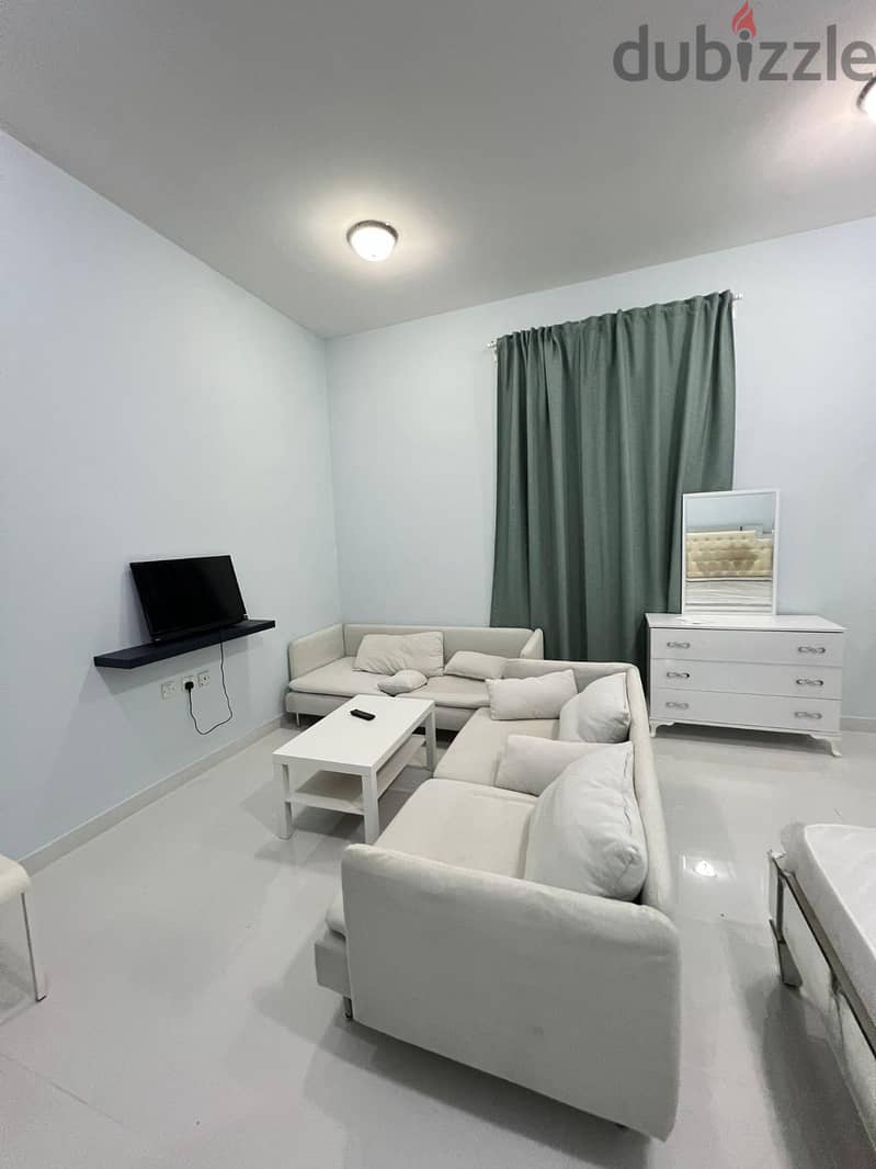 FF Big studio Al Dafnah area 1