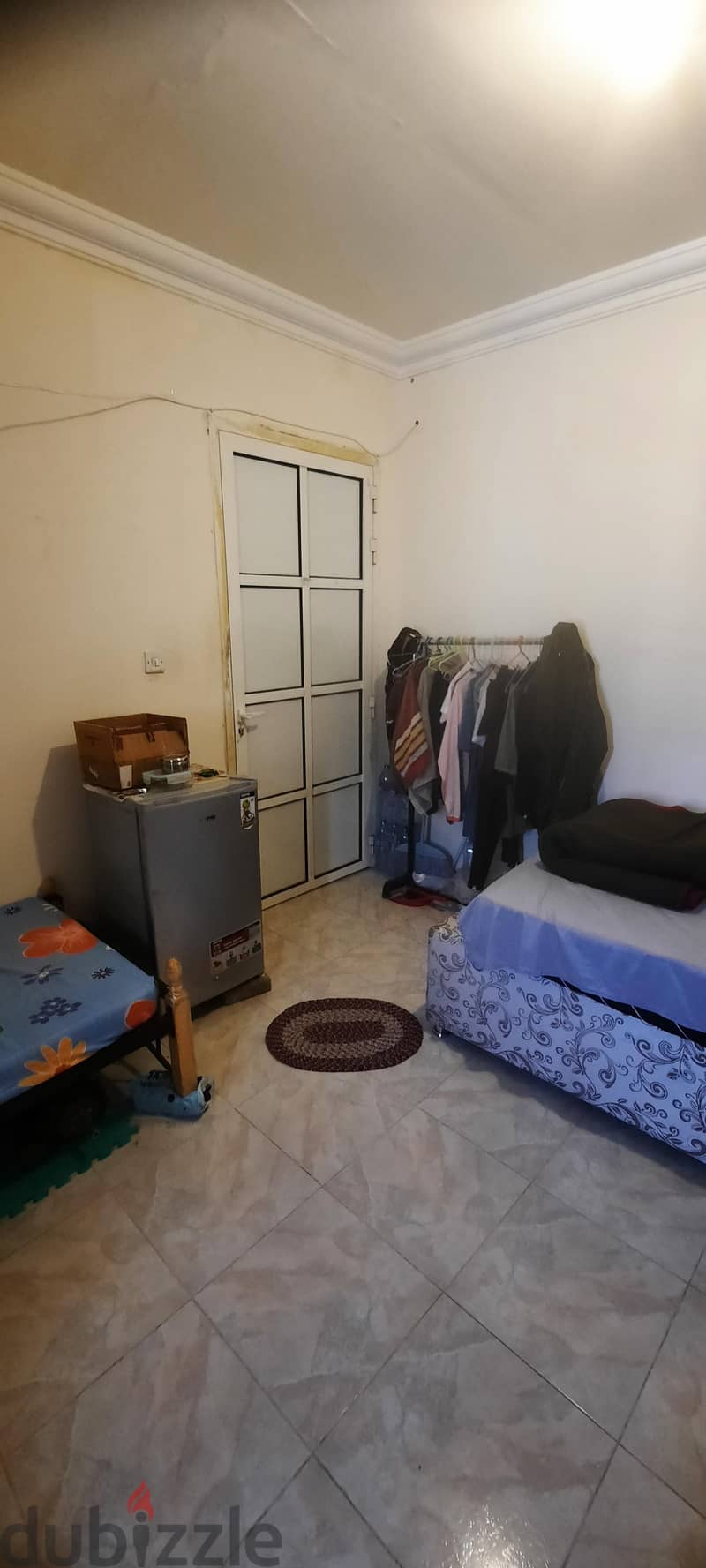 fully furnished bed Space available for bachelor executive 1