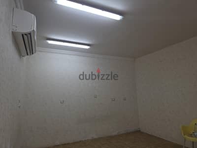 Studio room Rent Available