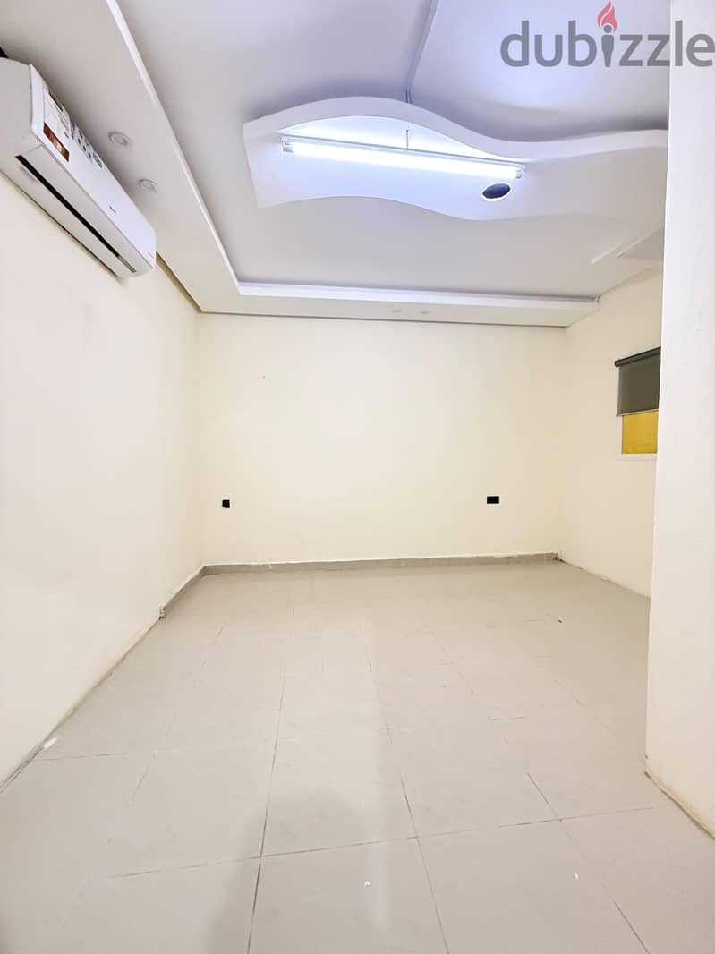 Studio room Rent Available 2