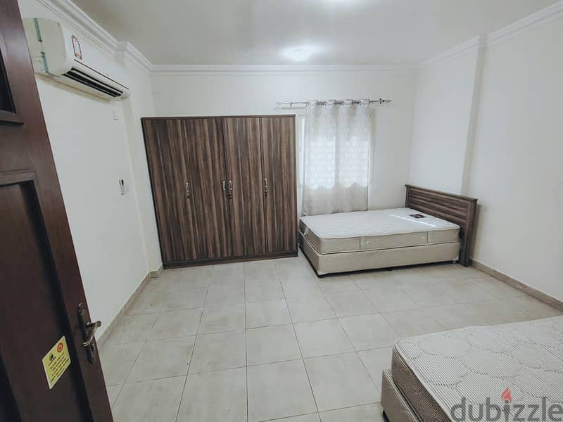 Executive bachelors Rooms for rent 9