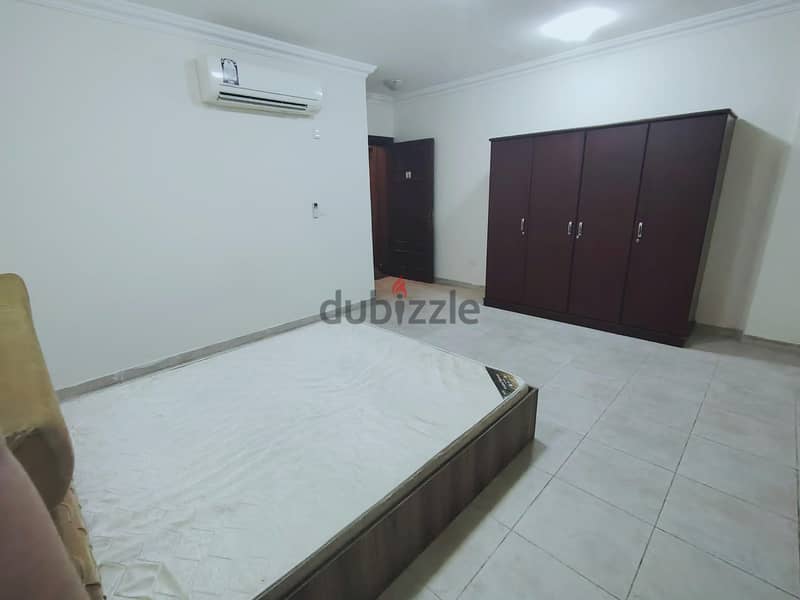 Executive bachelors Rooms for rent 15