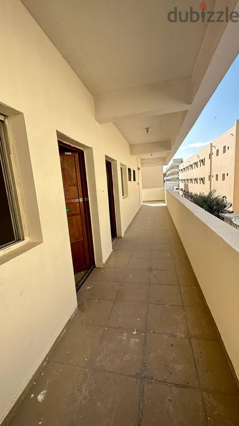 208 Room For Rent 2
