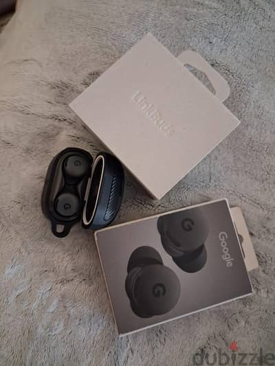 Google Pixel Buds 2a- Spigen Rugged Armor Case