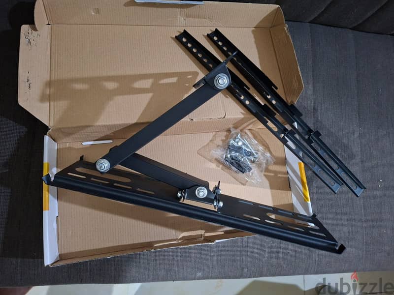 Tv wall mount - 26" - 55" ( open box ) never used 1