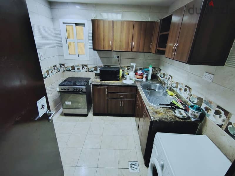 Executive bachelors rooms for rent 8