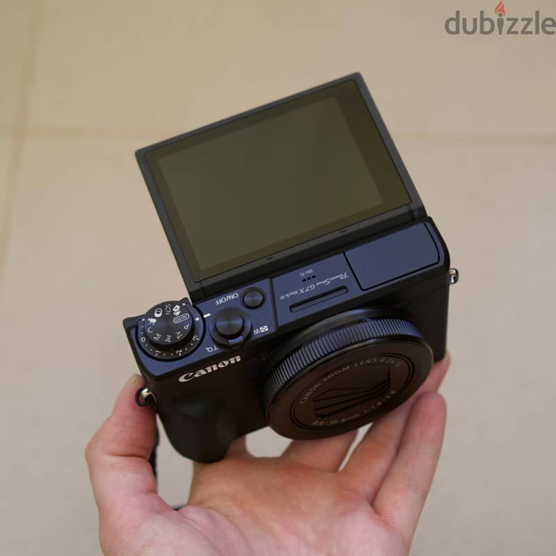 Canon powershot G7X  Mark III camera 4