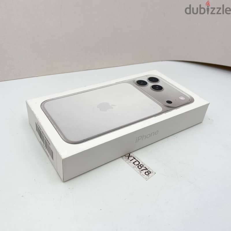 Apple iPhone 17 Pro Max - 256GB - Silver (Unlocked 5