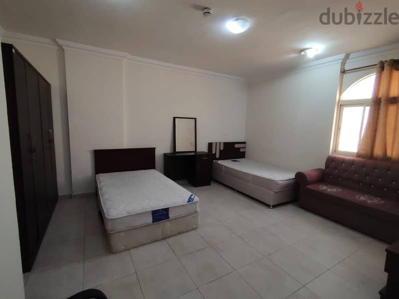 Executive bachelors Rooms for rent 3