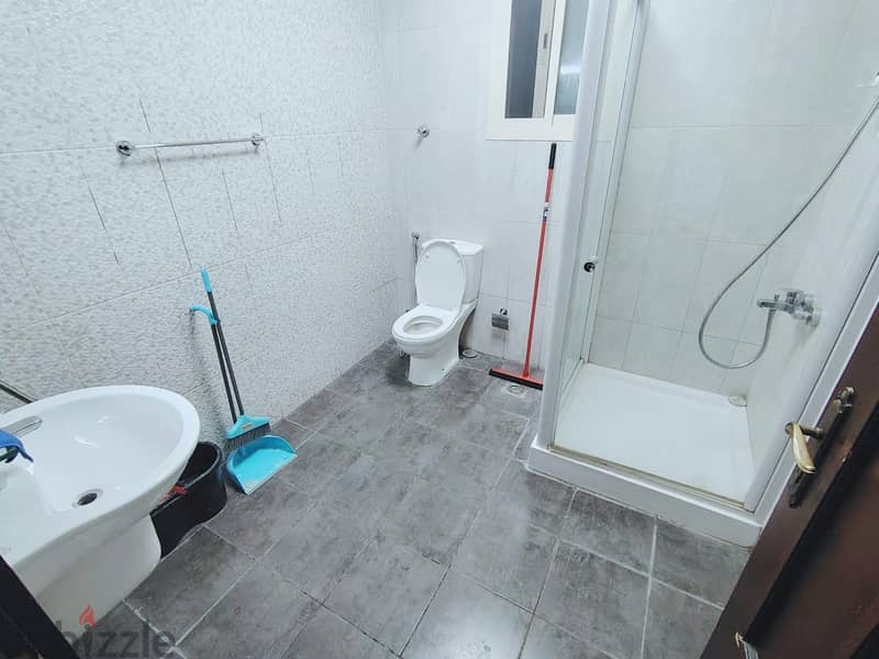 Executive bachelors rooms for rent 2