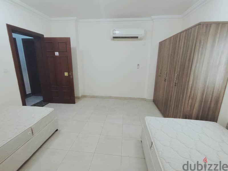 Executive bachelors rooms for rent 9