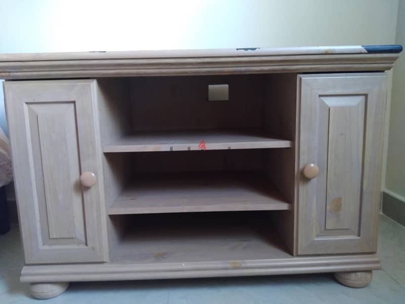 TV Display Table 1
