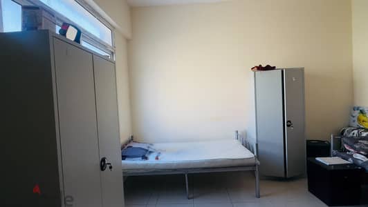  Bed Space for Rent in Bin Mahmoud! 