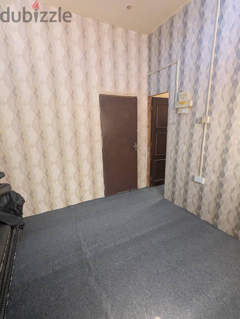 studio room in Al-Wakrah 4
