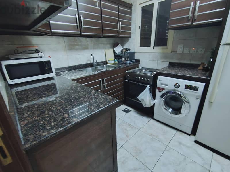 Executive bachelors rooms for rent 14