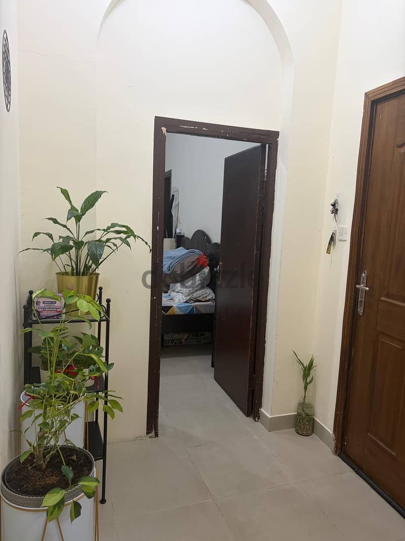 ORIGINAL 1BHK AVAILABLE IN ALKHOR 2