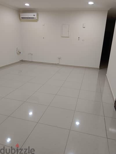 2 bhk apartment available in old airport