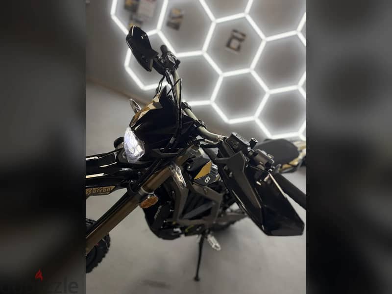 Surron Ultra Bee 8