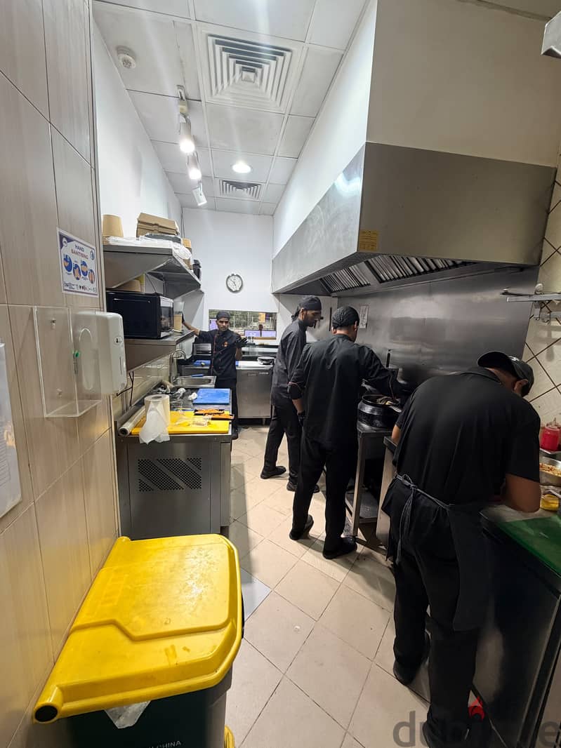 Fully equiped restaurant for sale 17