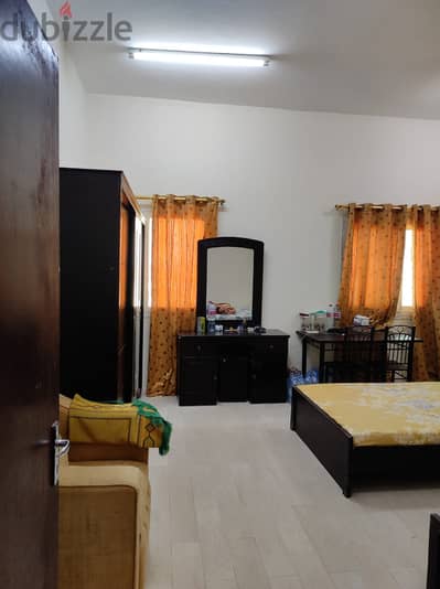 Room sharing: One person needed.