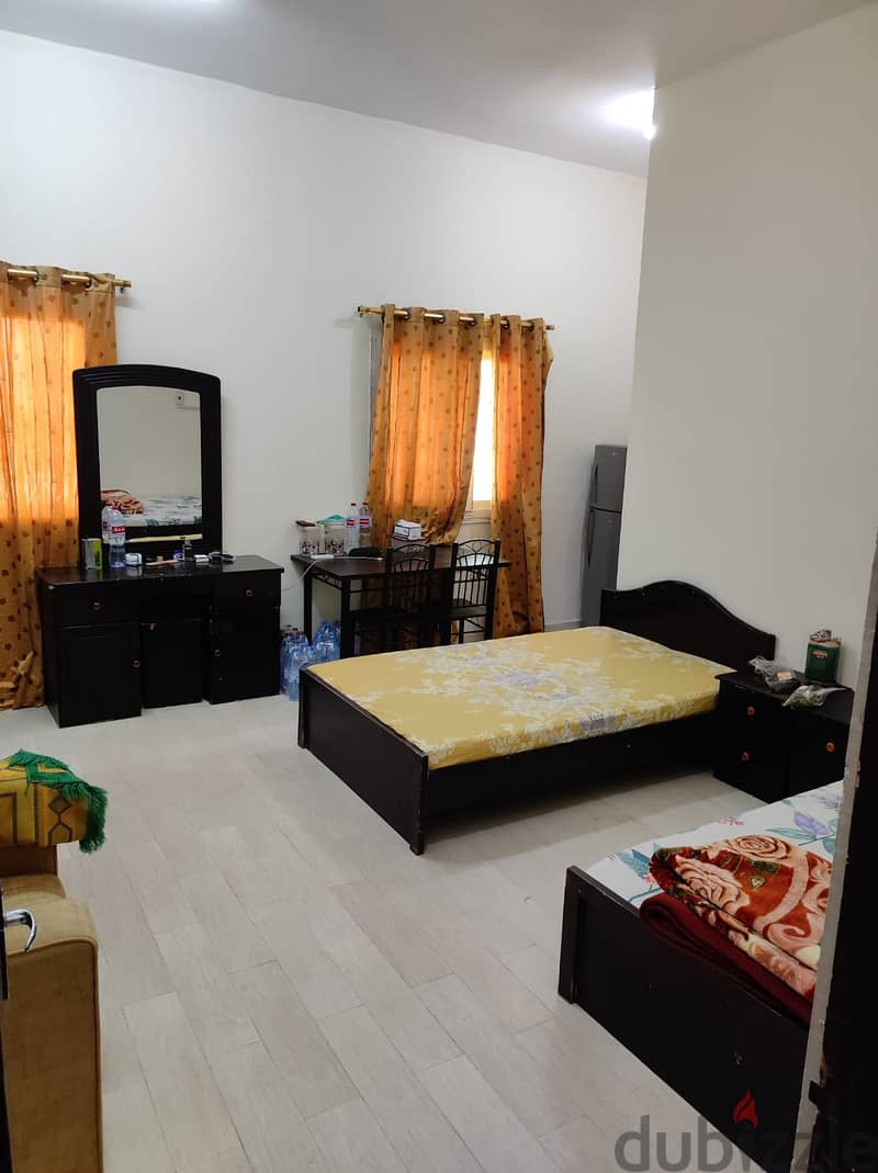 Room sharing: One person needed. 2