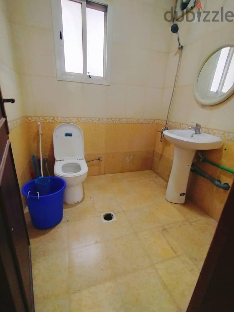 room for rent 3