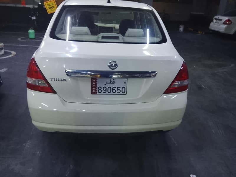 Nissan Tiida 2008 model 3
