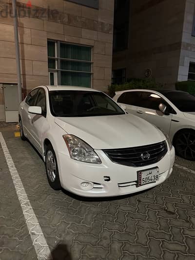 Nissan Altima 2012